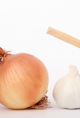 Dry Storage Foods Onion and Garlic