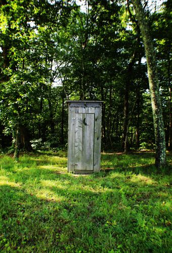 Alternative Toilets for Off Grid Sites with No Septic